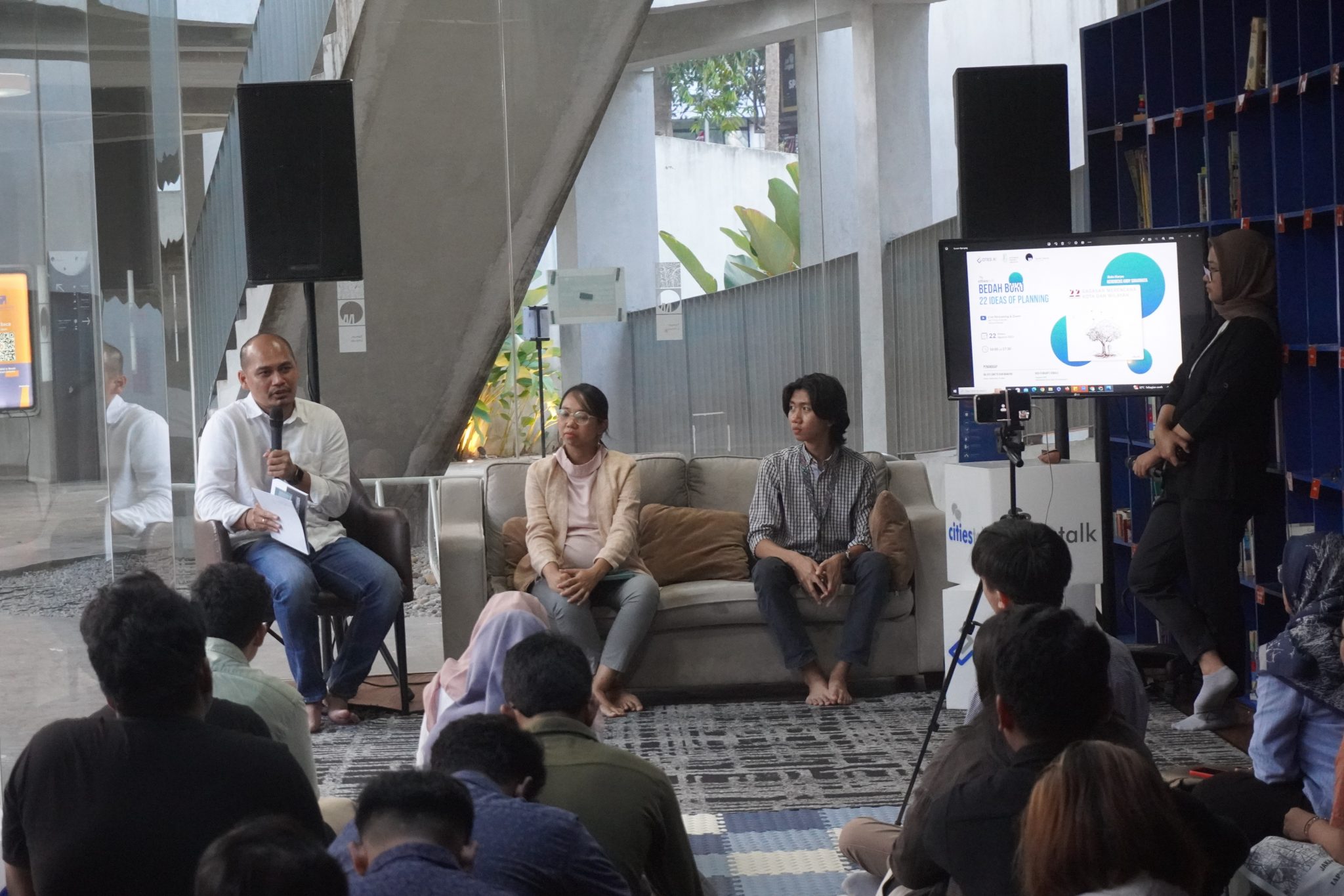 Citieslab berkolaborasi dengan Hendricus Andy Simarmata menyelenggarakan acara Bedah Buku “22 Ideas of Planning”